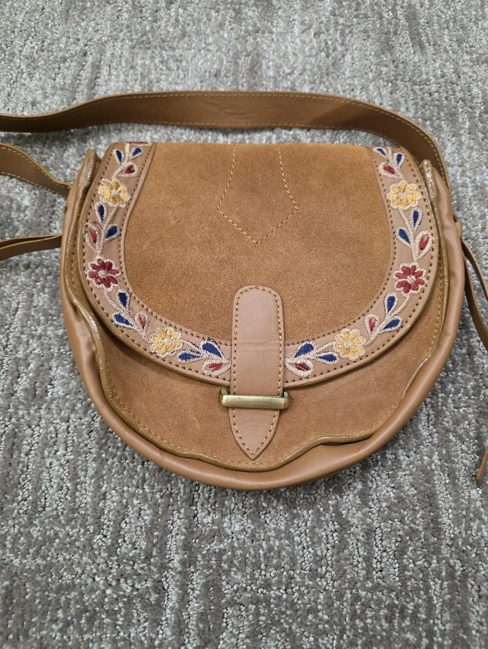 American Eagle Suede Genuine Leather Floral Embroidered Saddle Crossbody Boho